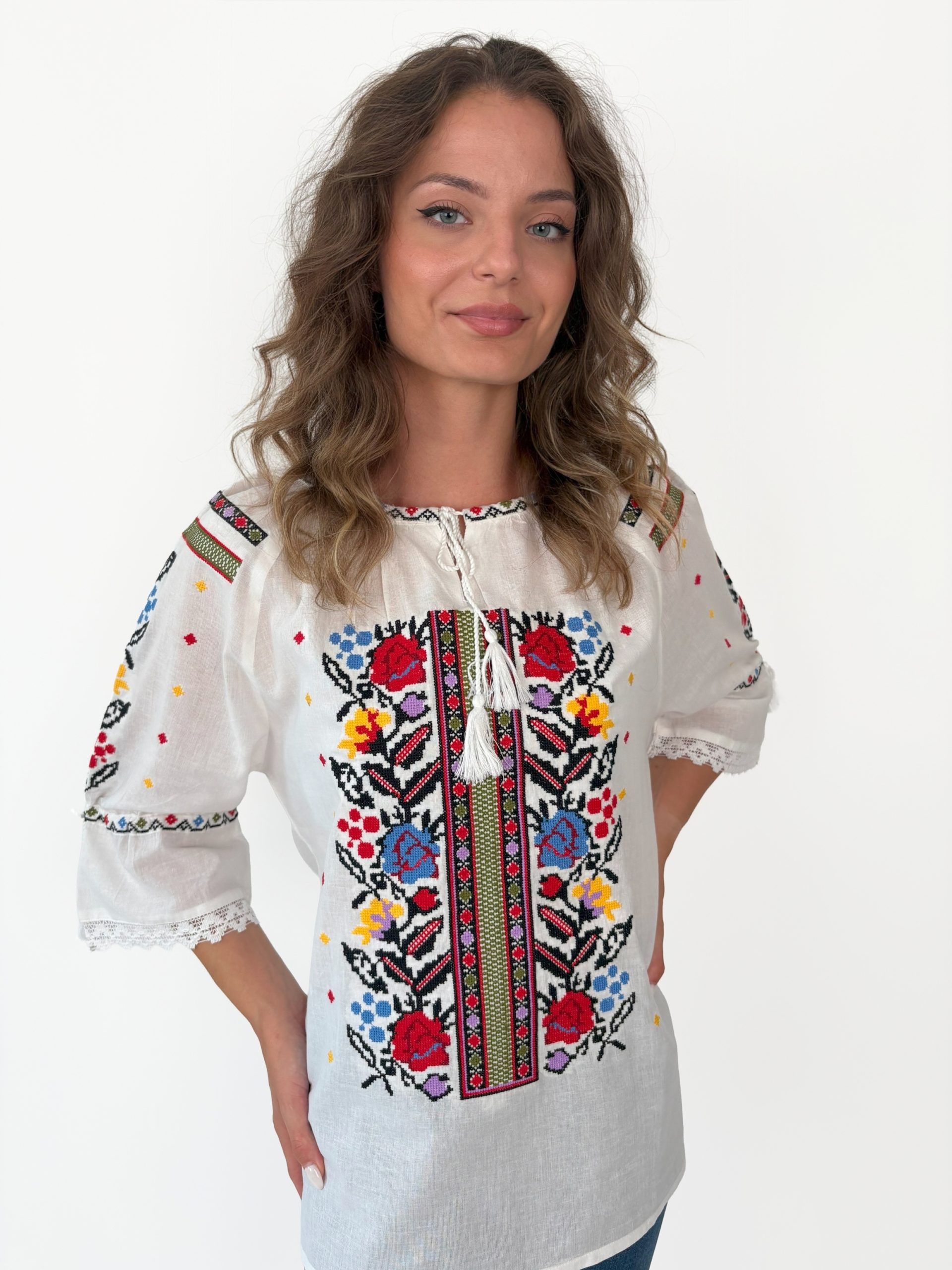 Ie tradițională femei TM1988 *motive florale* - XXL