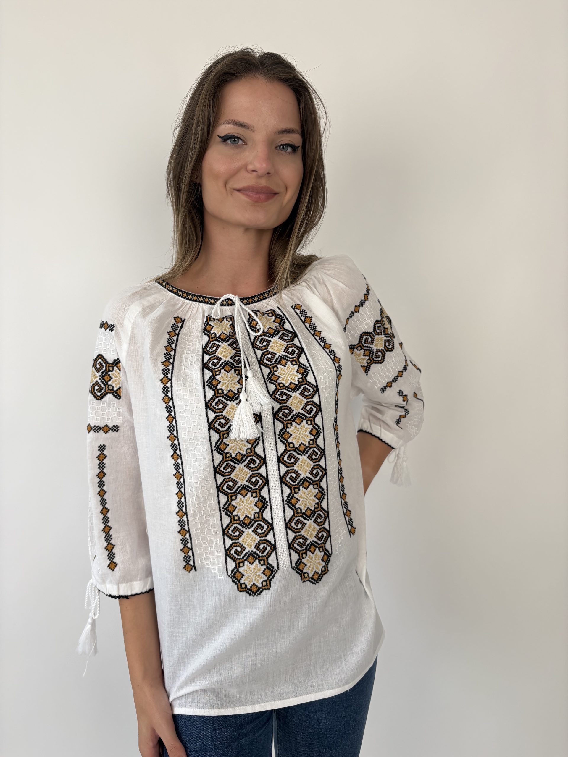 Ie tradițională femei TM2031 *motive geometrice* - XL