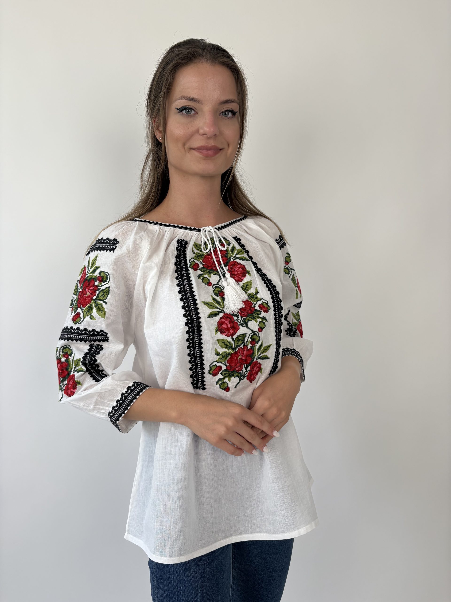 Ie tradițională femei TM2041 *motive florale* - 3XL