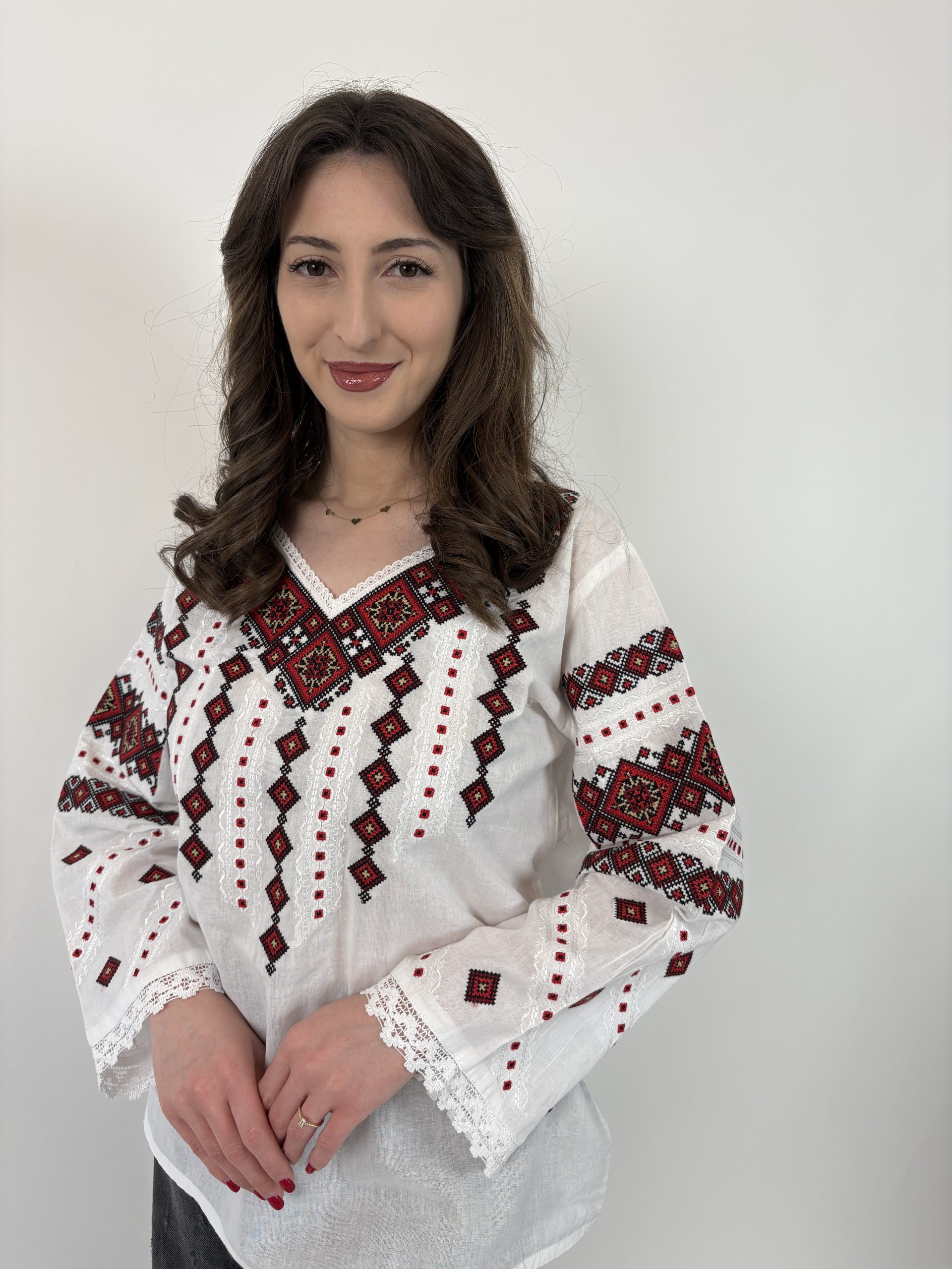 Ie tradițională femei TM2152 *broderie roșie* - M