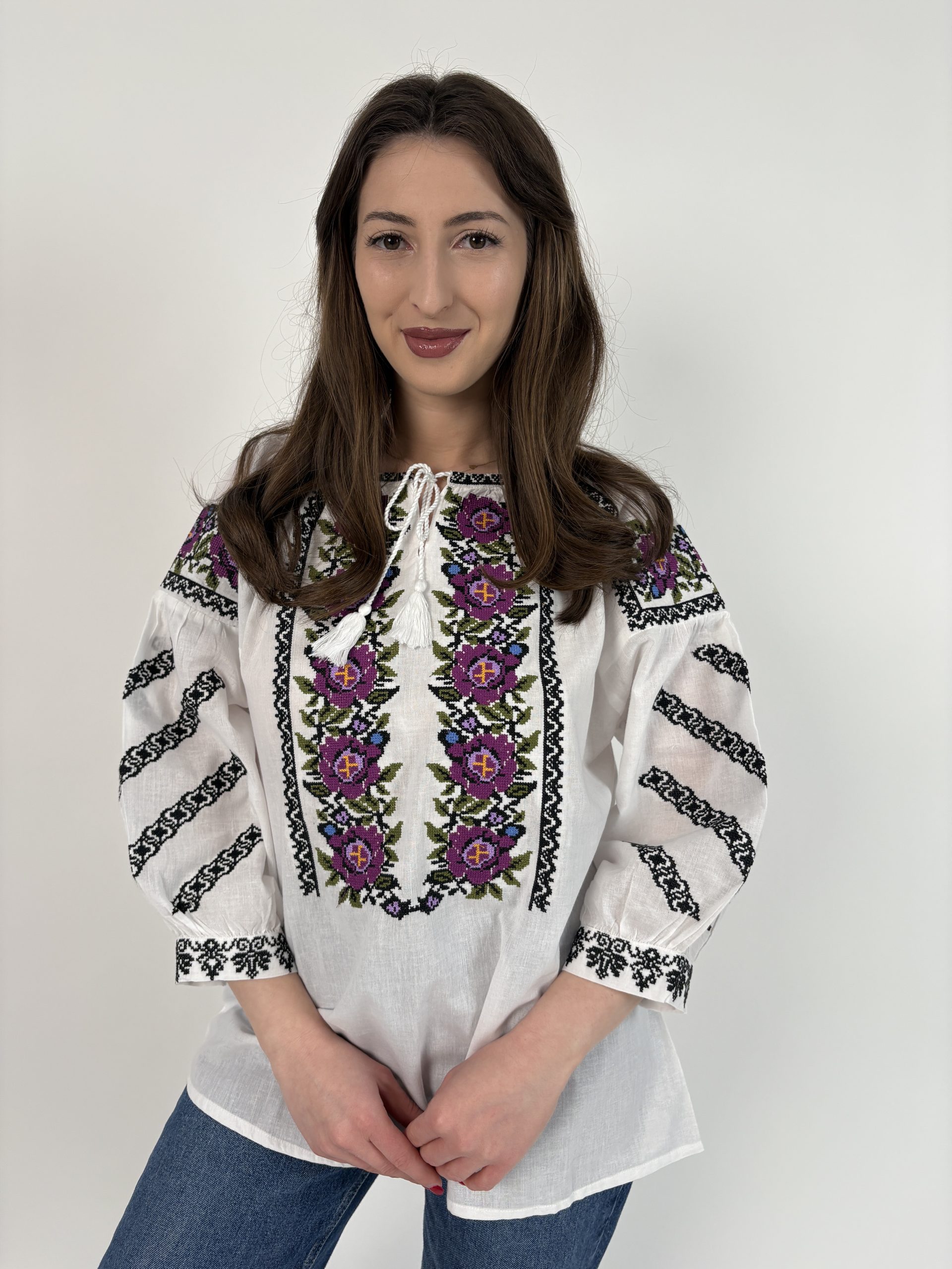 Ie tradițională femei TM2193 *motive florale* - XXL