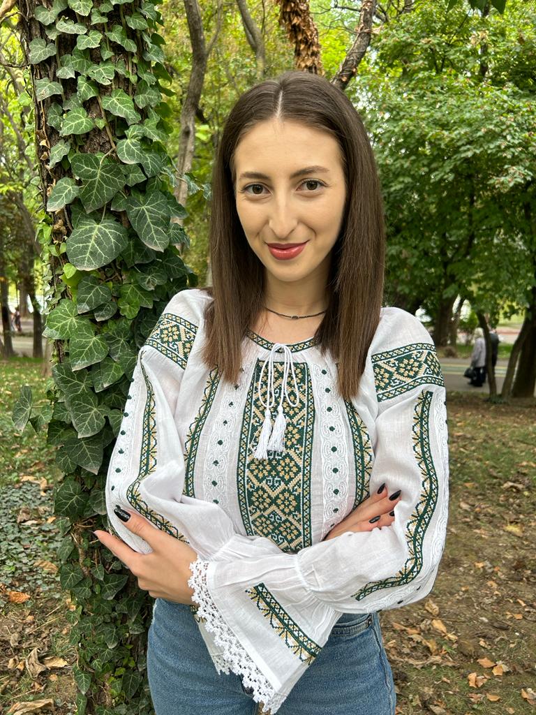 Ie tradițională femei TM55 – verdele naturii - XL