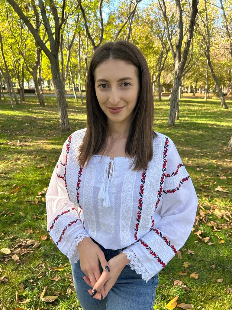 Ie tradițională femei TM73 – mărțișor - L