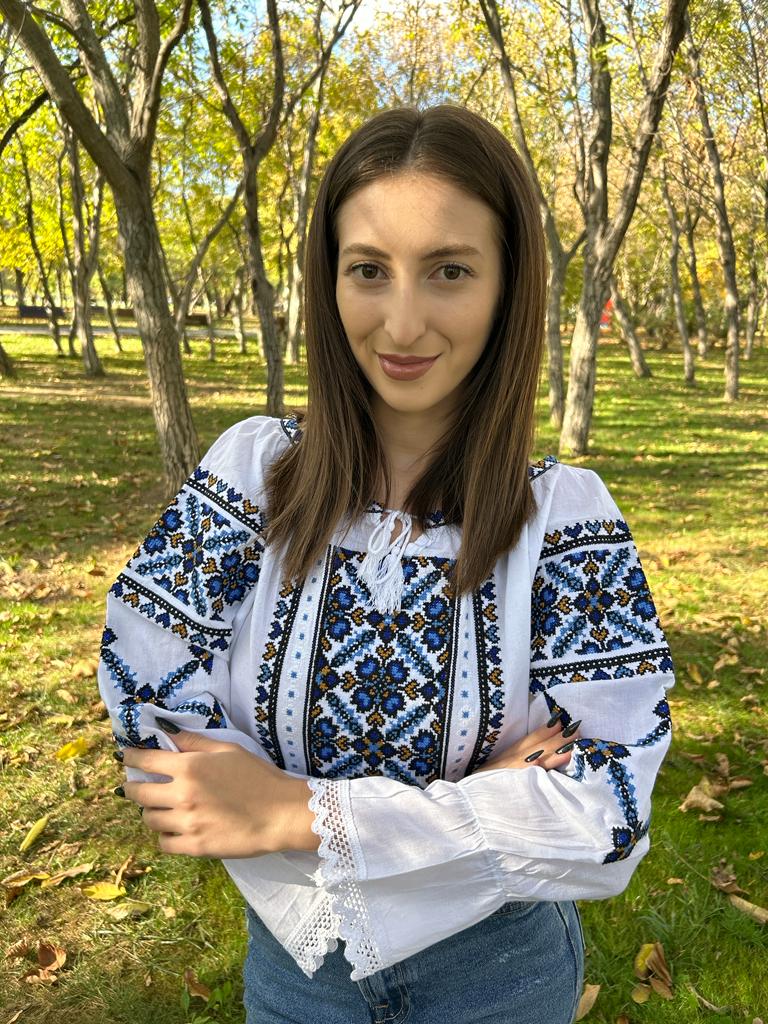 Ie tradițională femei TM74 *feerie* - S