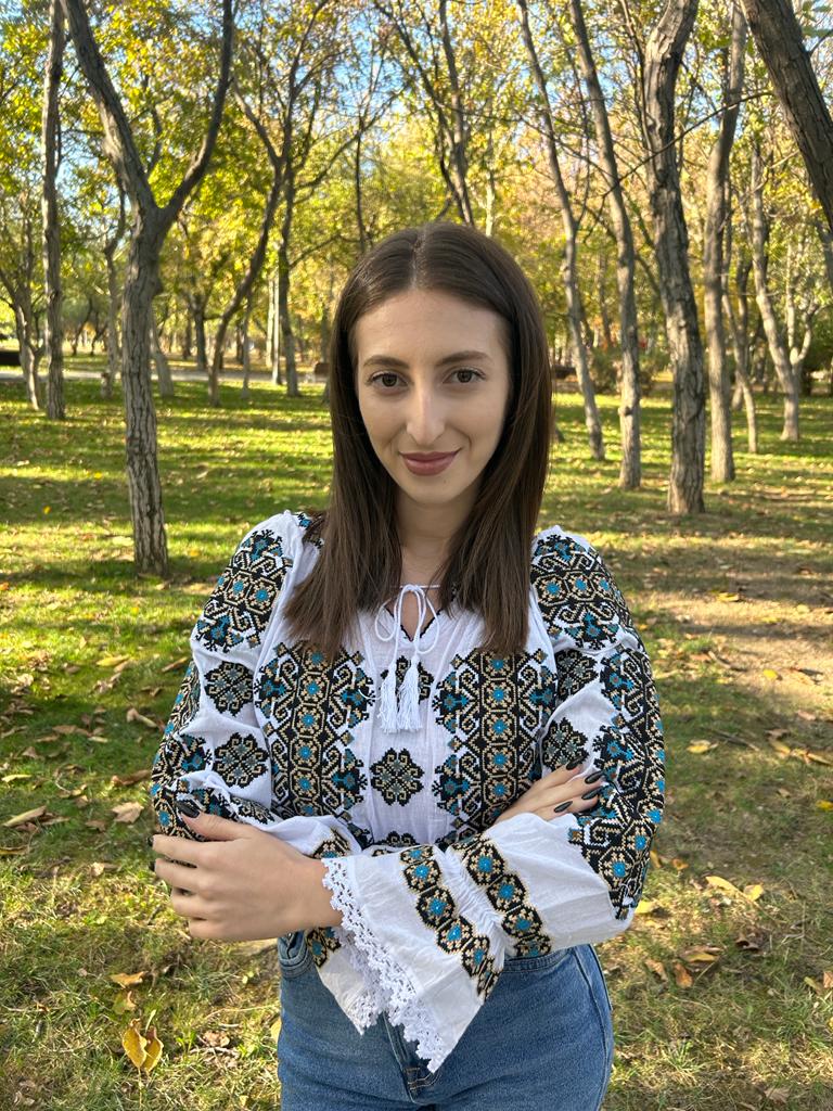 Ie tradițională femei TM78 – culorile toamnei - M
