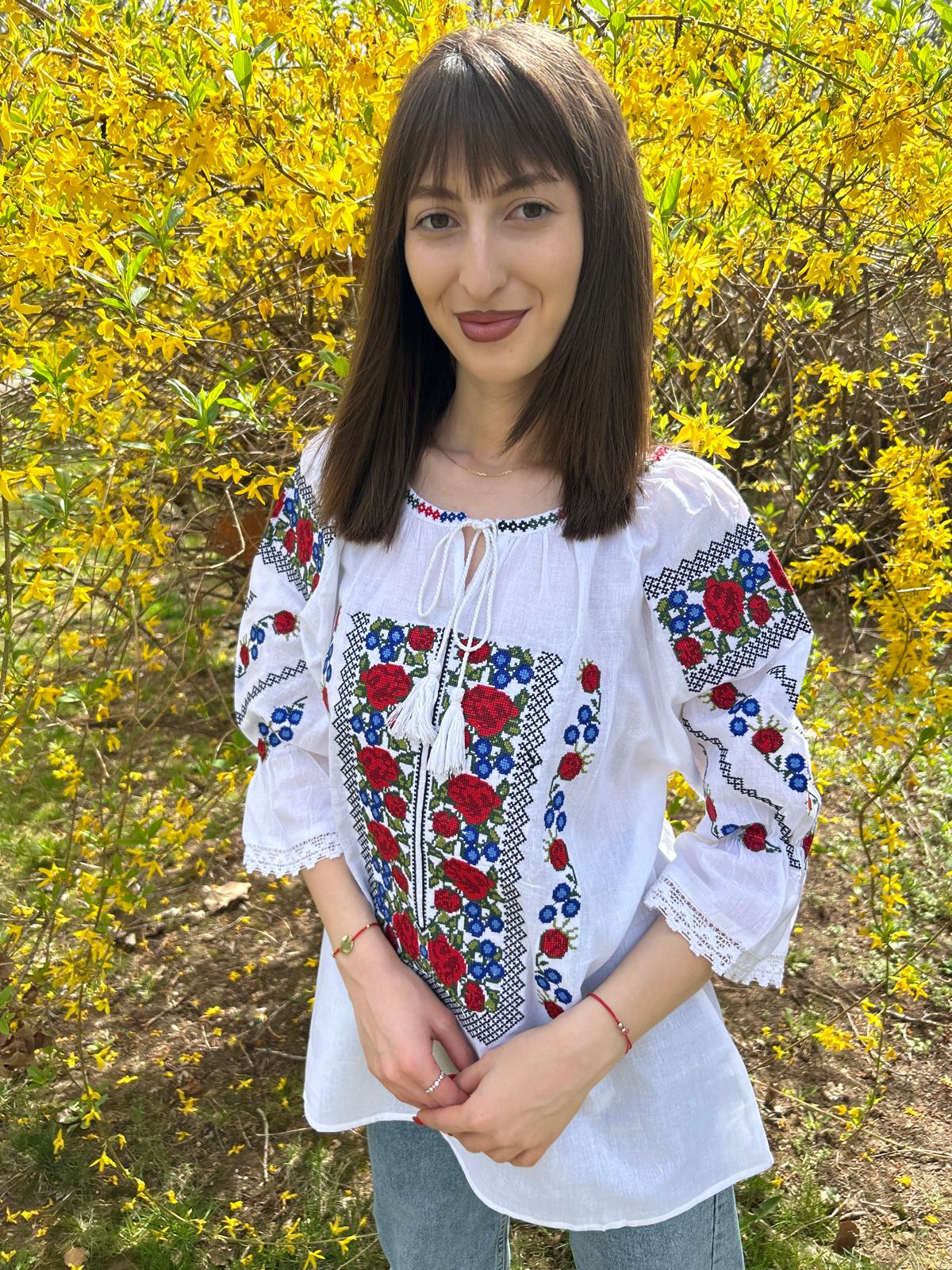 Ie tradițională femei TM968 *motive florale* - L