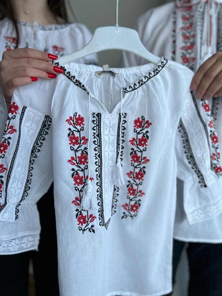 Ie tradițională fete TM707 - mărțișor - 10