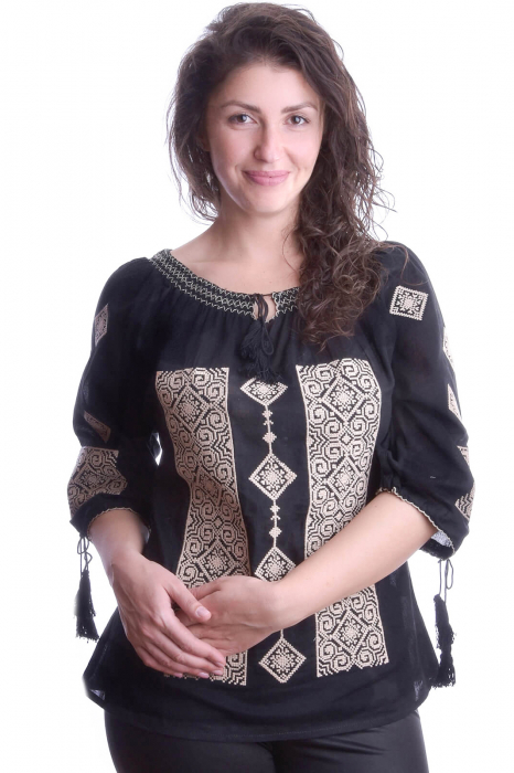 Ie traditionala neagra cu motiv geometric crem Tamara 01