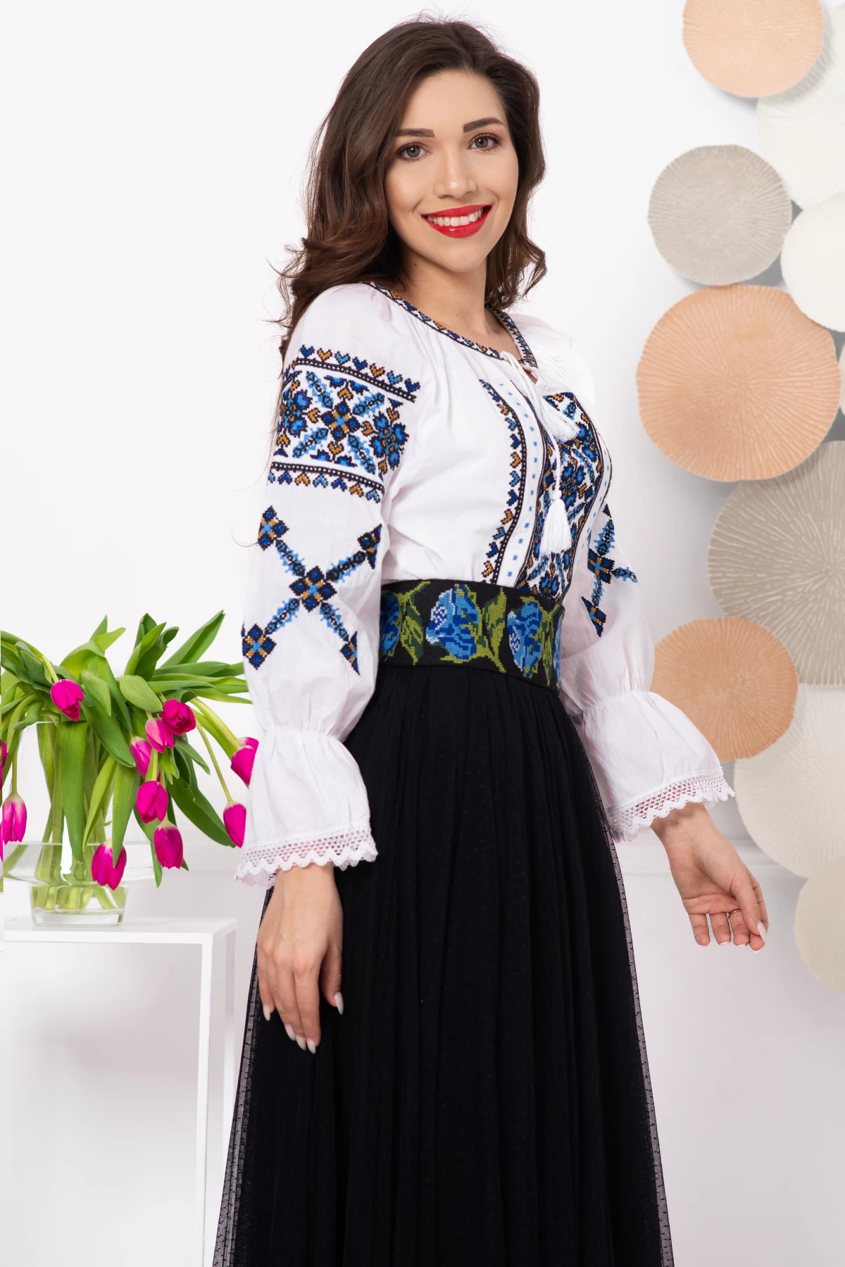 Ie traditionala Otilia cu inimi brodate