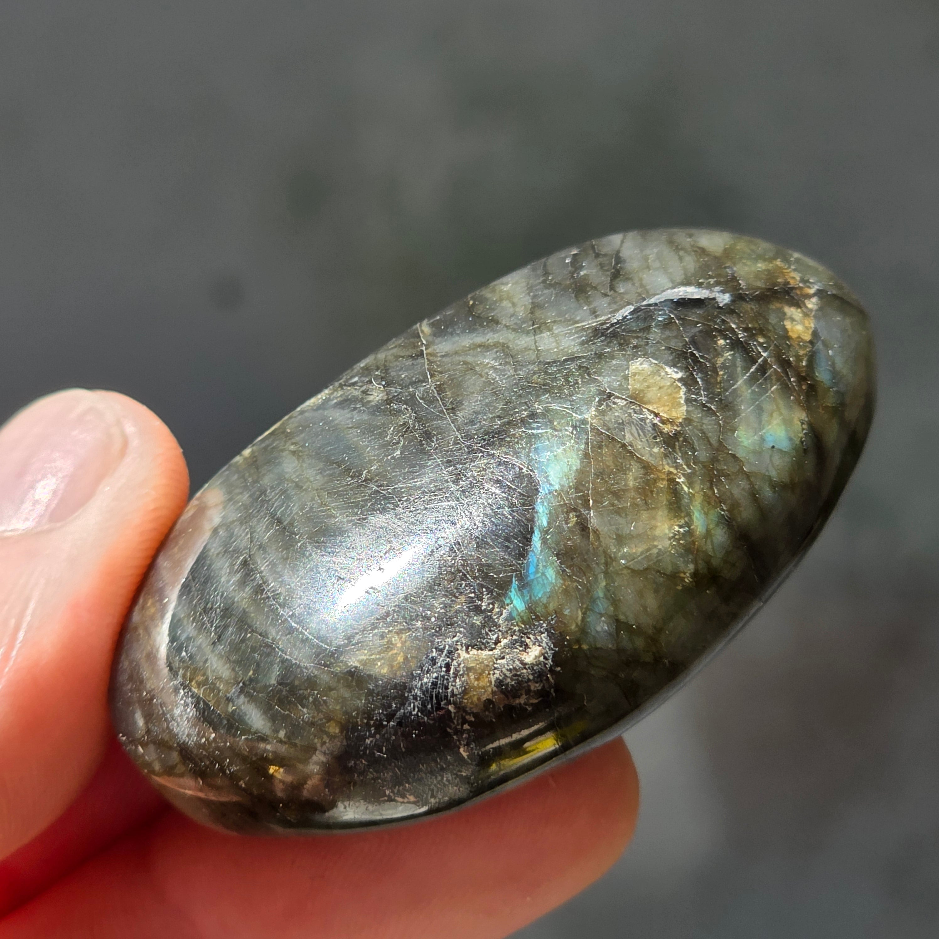 Labradorit palm stone m22