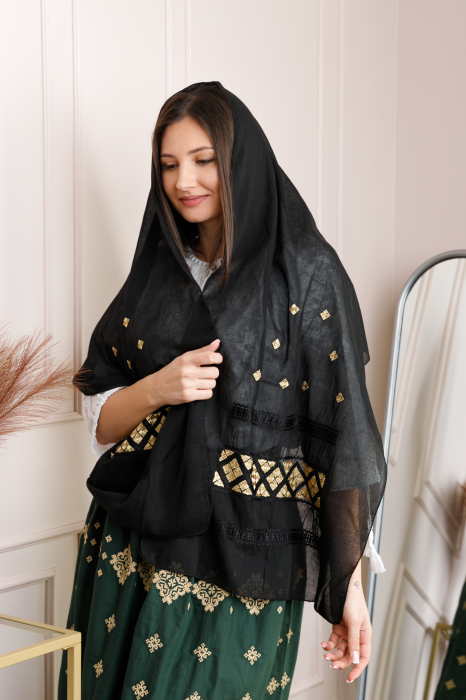 Marama traditionala neagra cu broderie geometrica aurie Ancuta 03