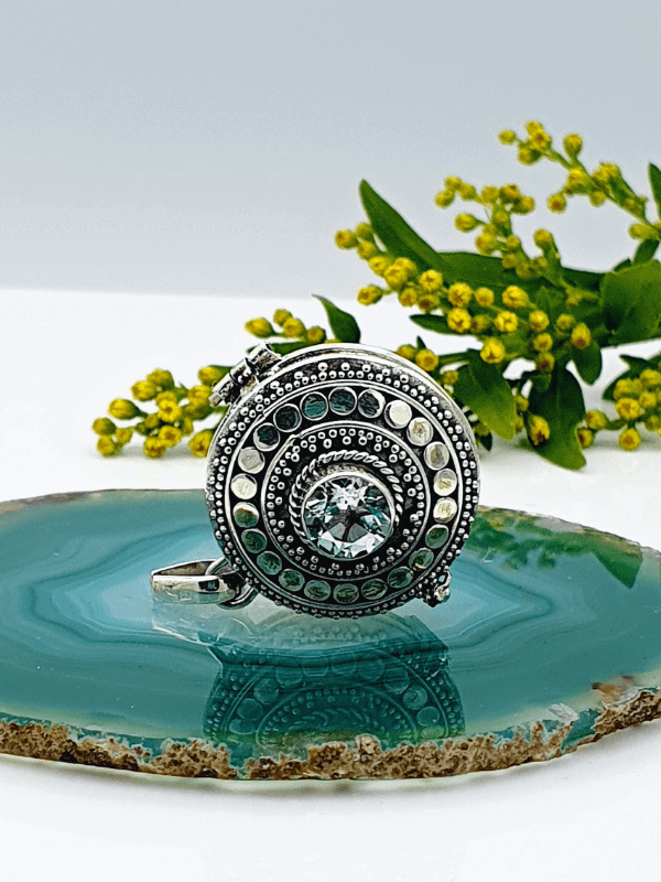 Medalion Prayer Box - Topaz Bleu