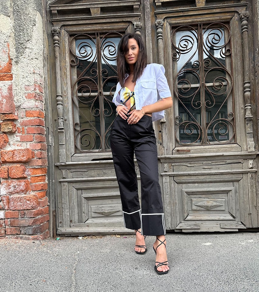 MeiMeij Pantaloni negri - XS INTL