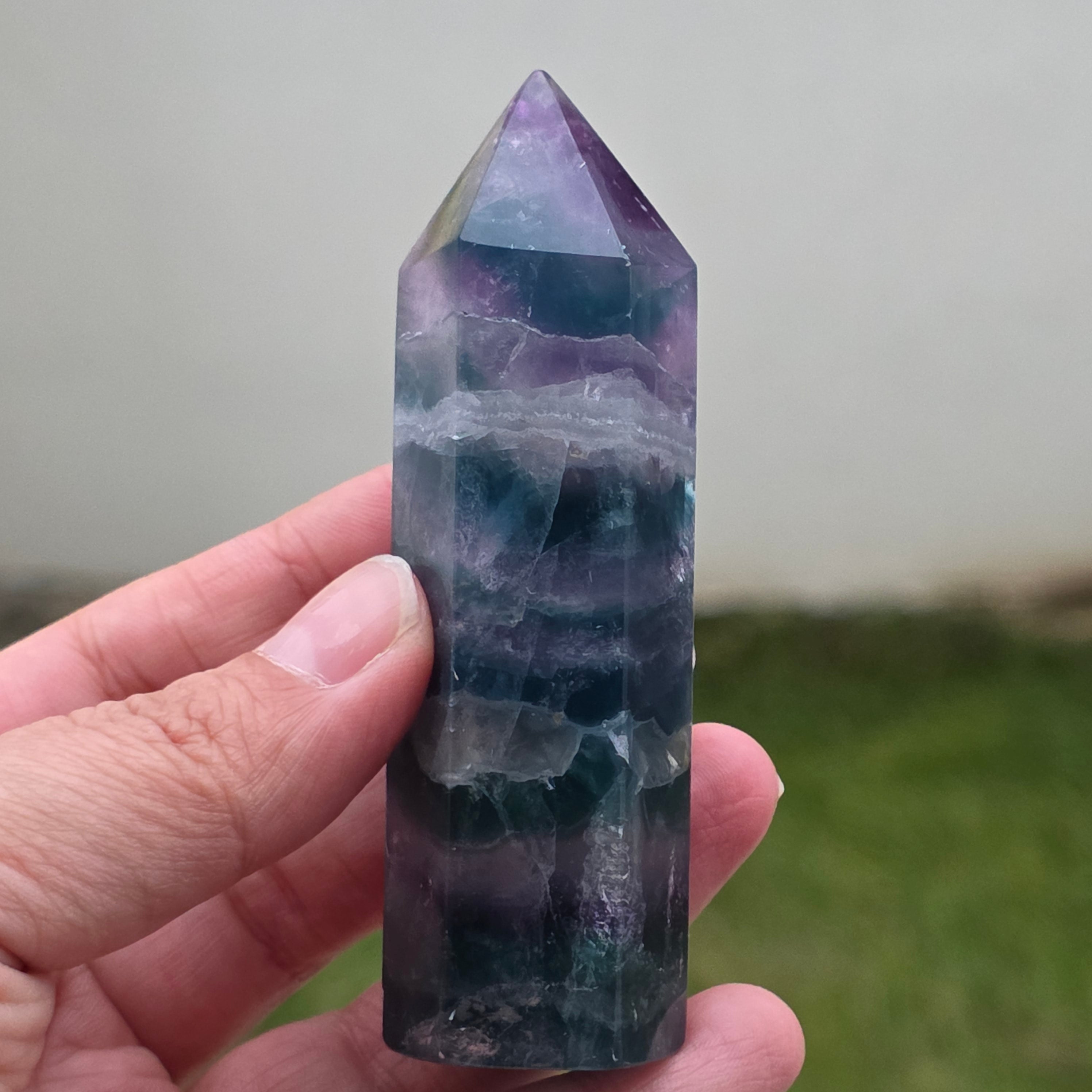 Obelisc fluorit curcubeu | Model 1