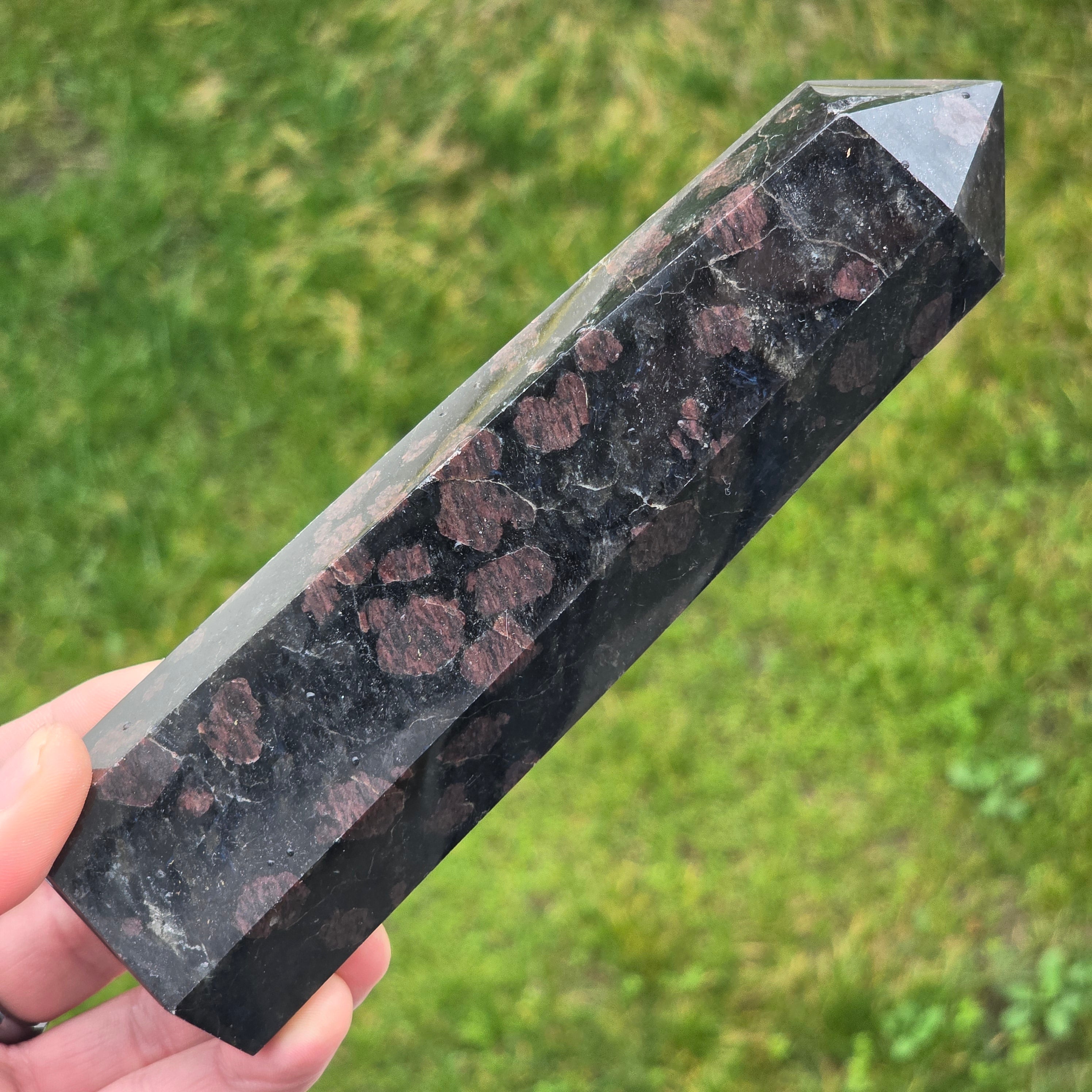 Obelisc turmalina neagra cu granat | Model 25