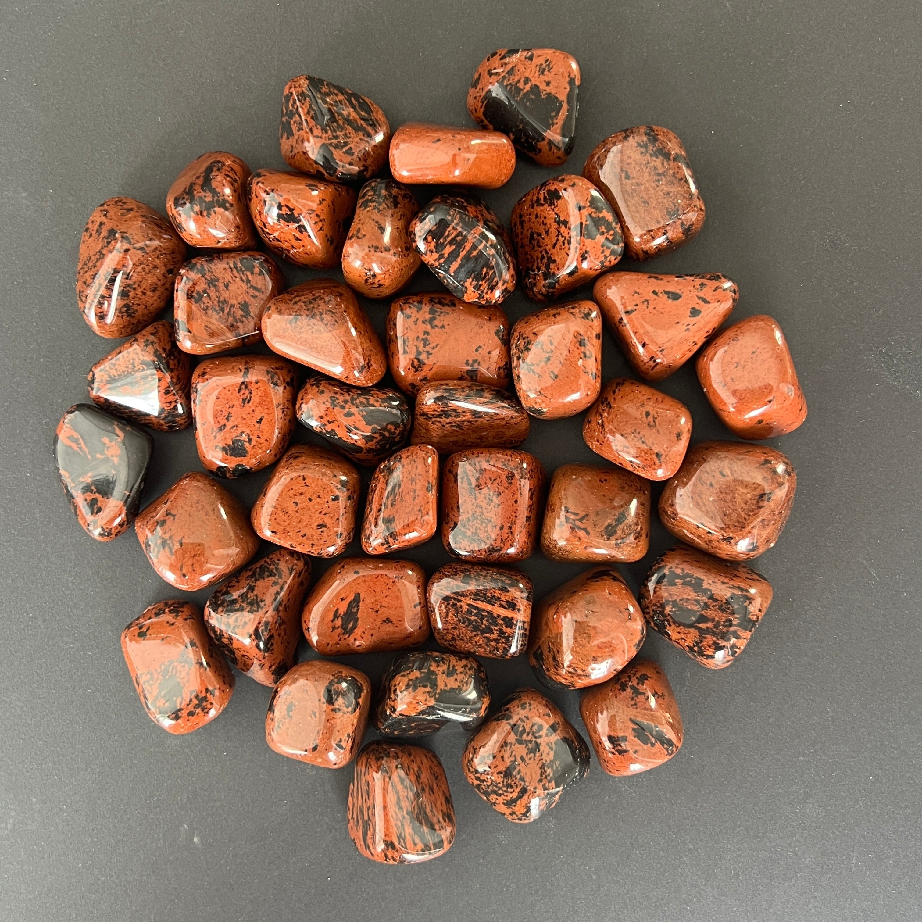 Obsidian Mahogany piatra rulata mini