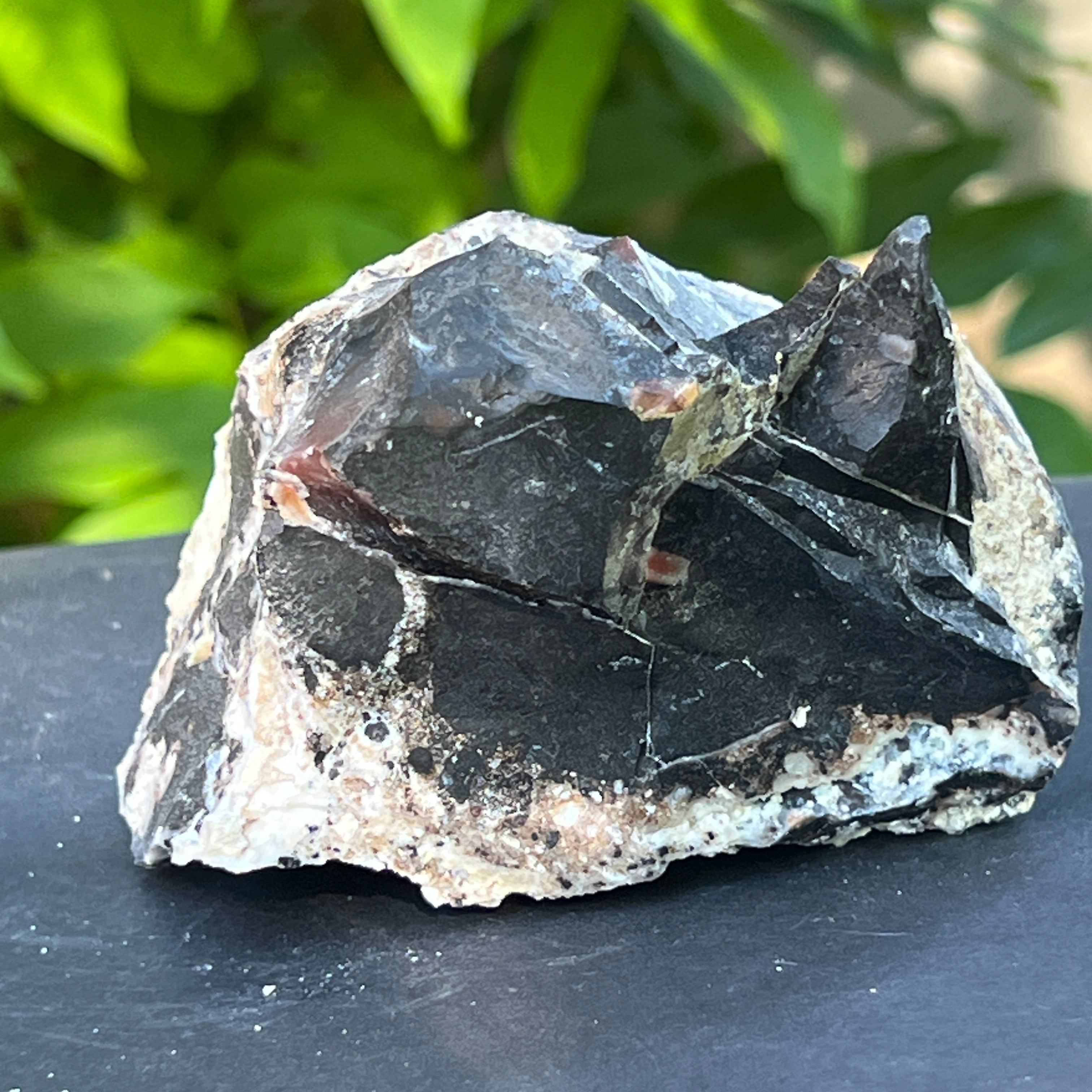 Onix negru piatra bruta India model 1