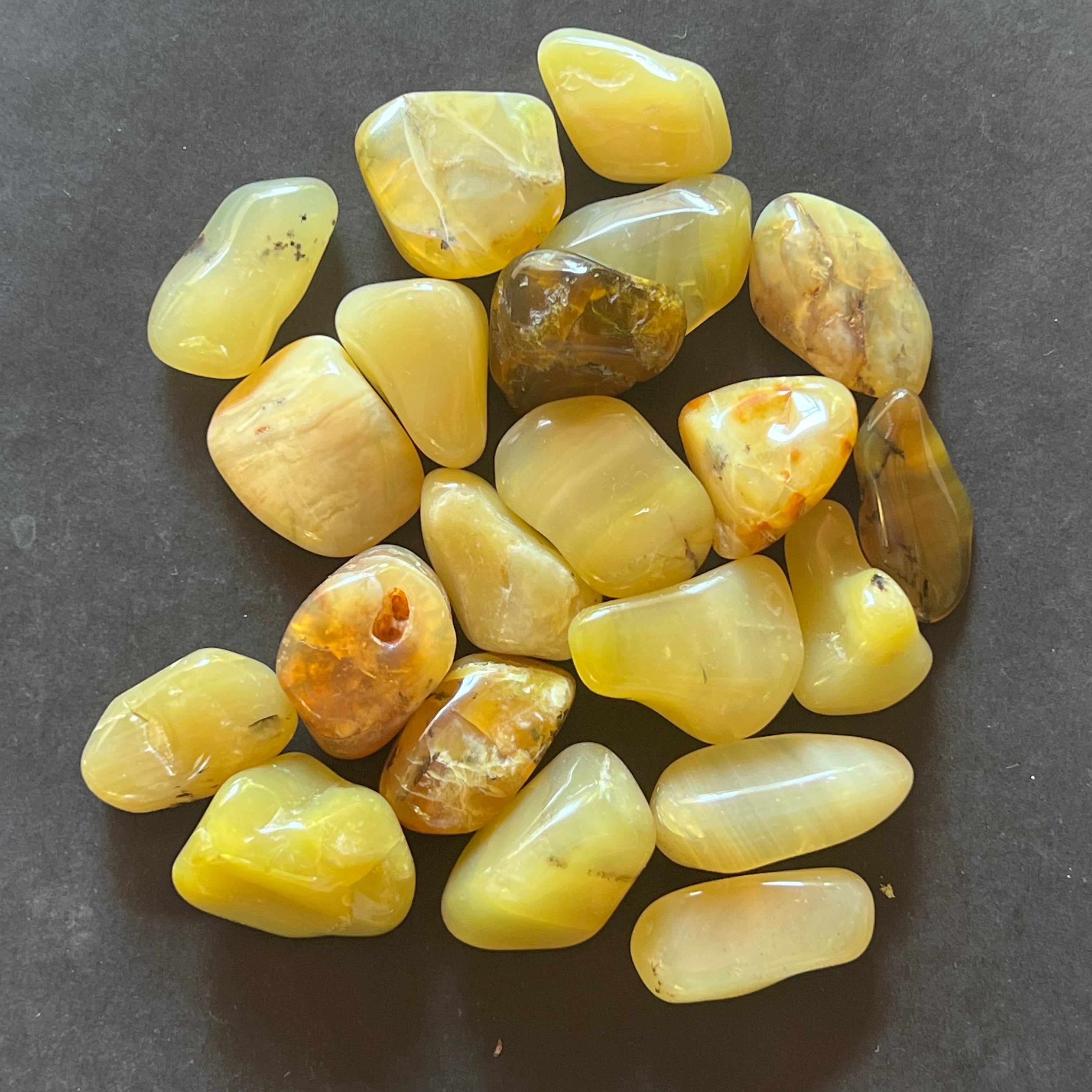 Opal galben piatra rulata mini