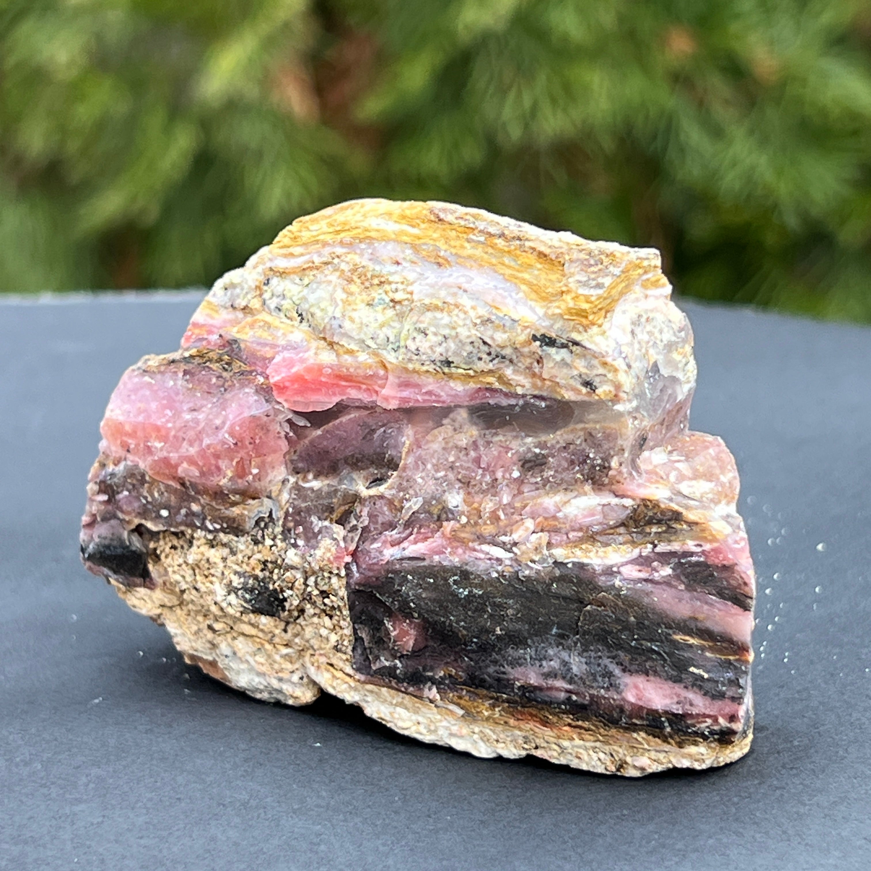 Opal roz piatra bruta (din Peru) model 24