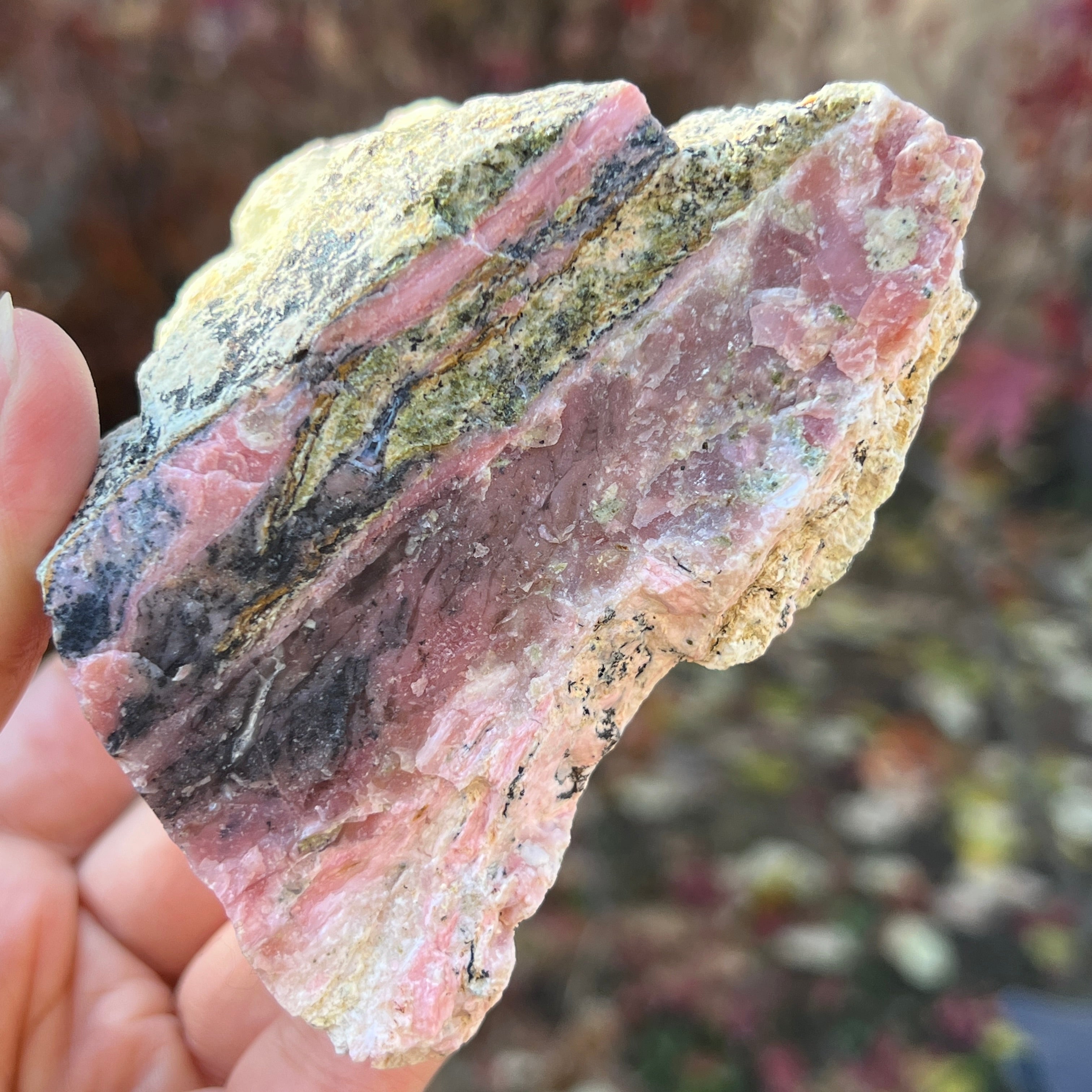 Opal roz piatra bruta (din Peru) model L1