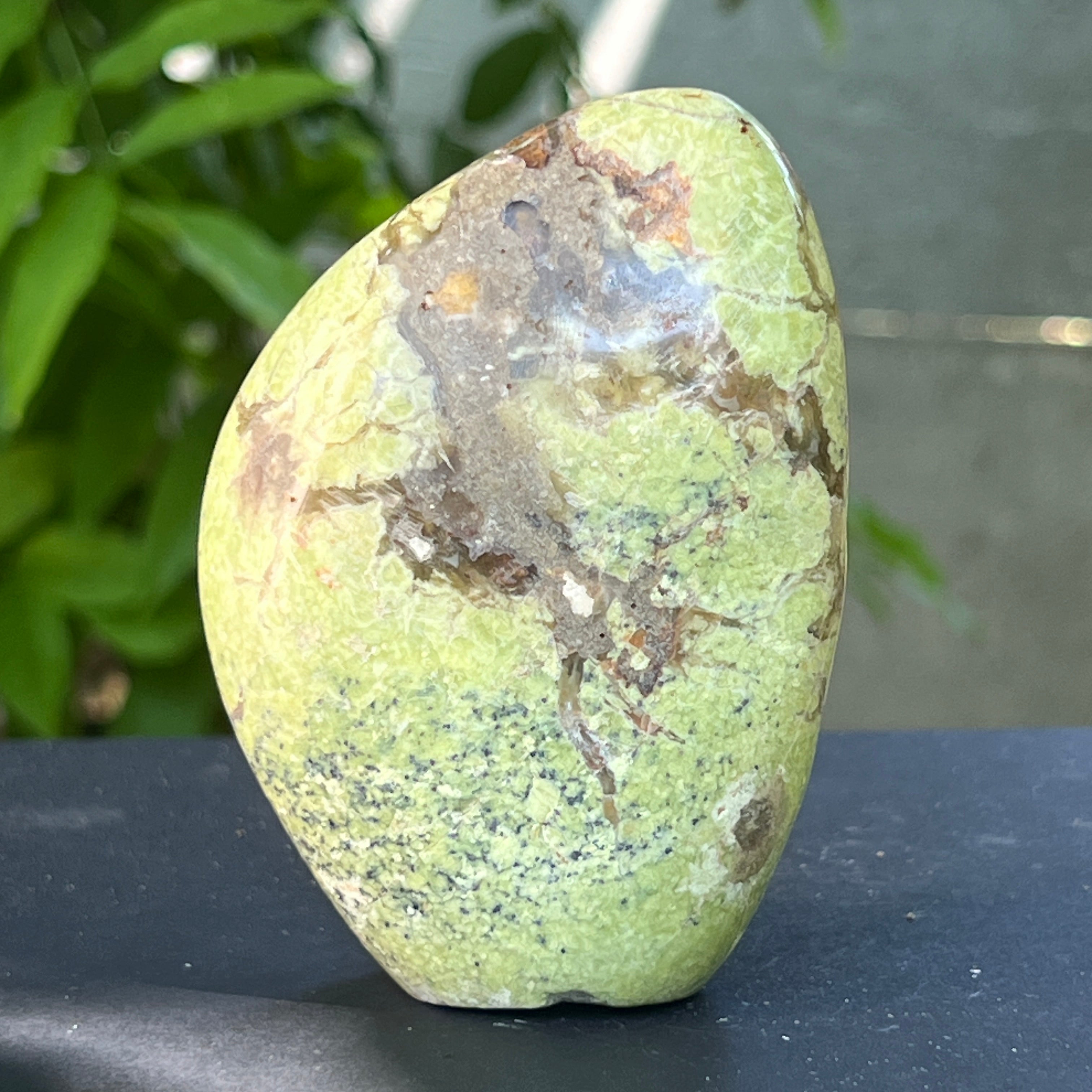 Opal verde structura forma libera m4