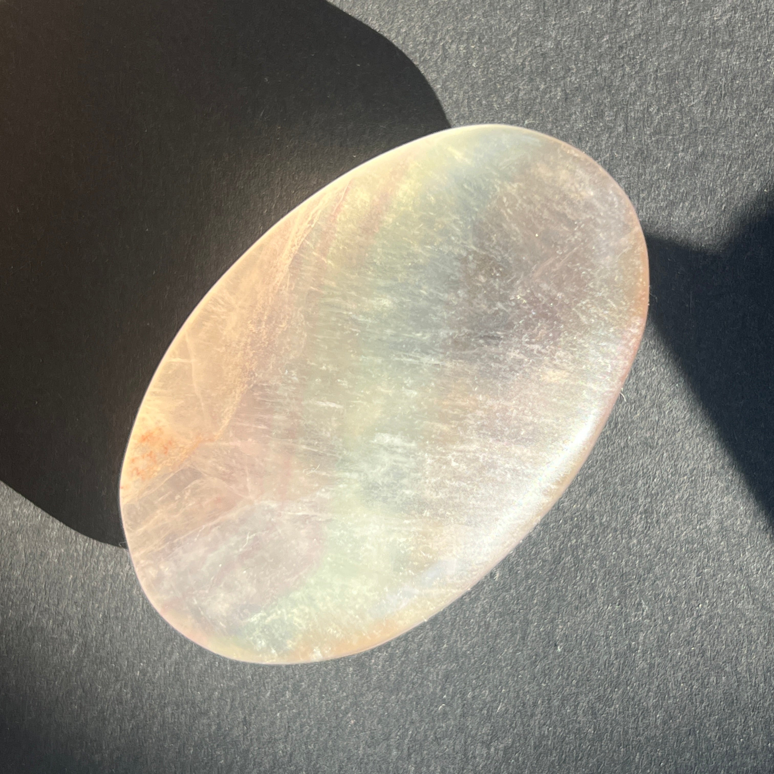 Palmstone fluorit din Provincia Zhejiang, China model 1