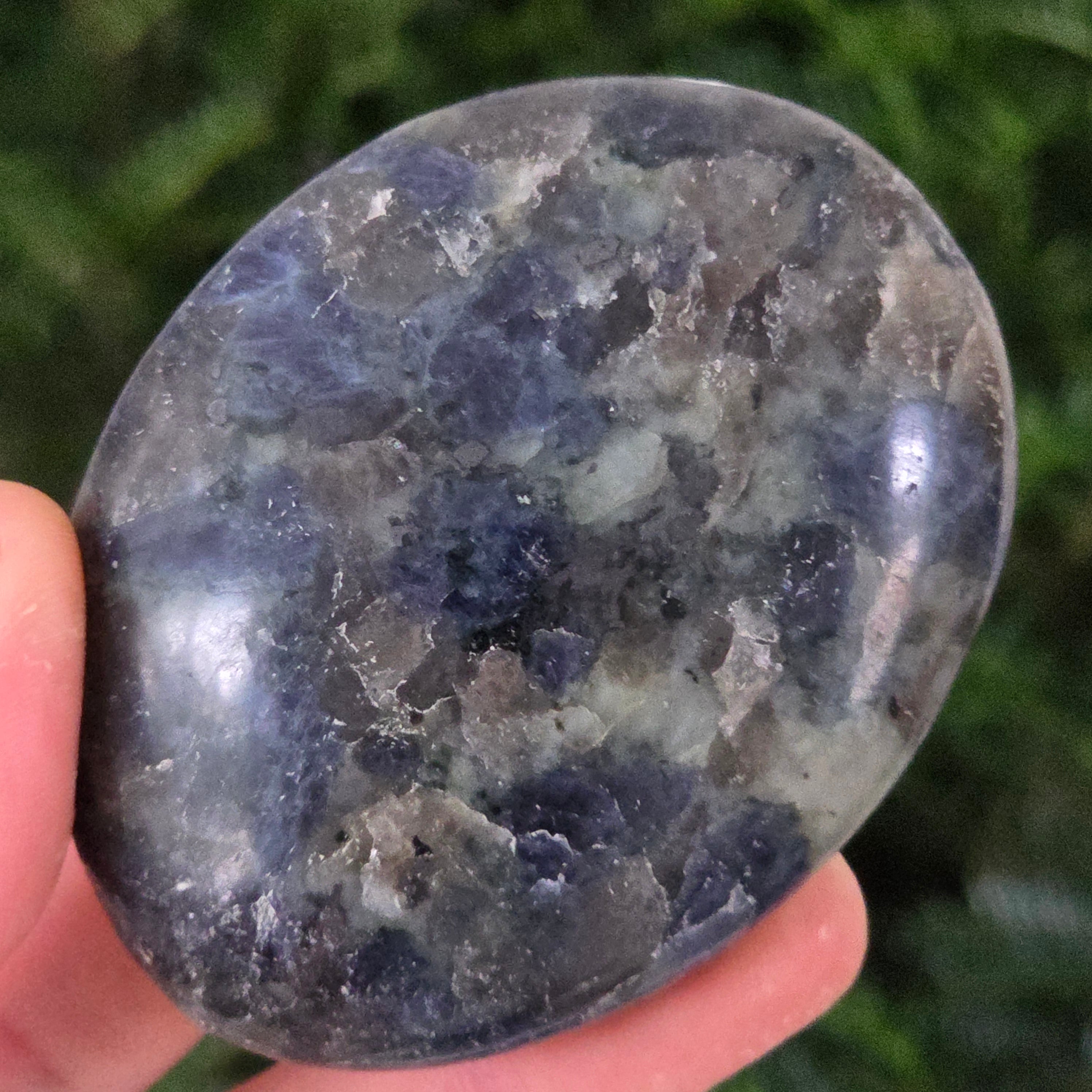 Palmstone Iolit (safir de apa) din Madagascar model 11
