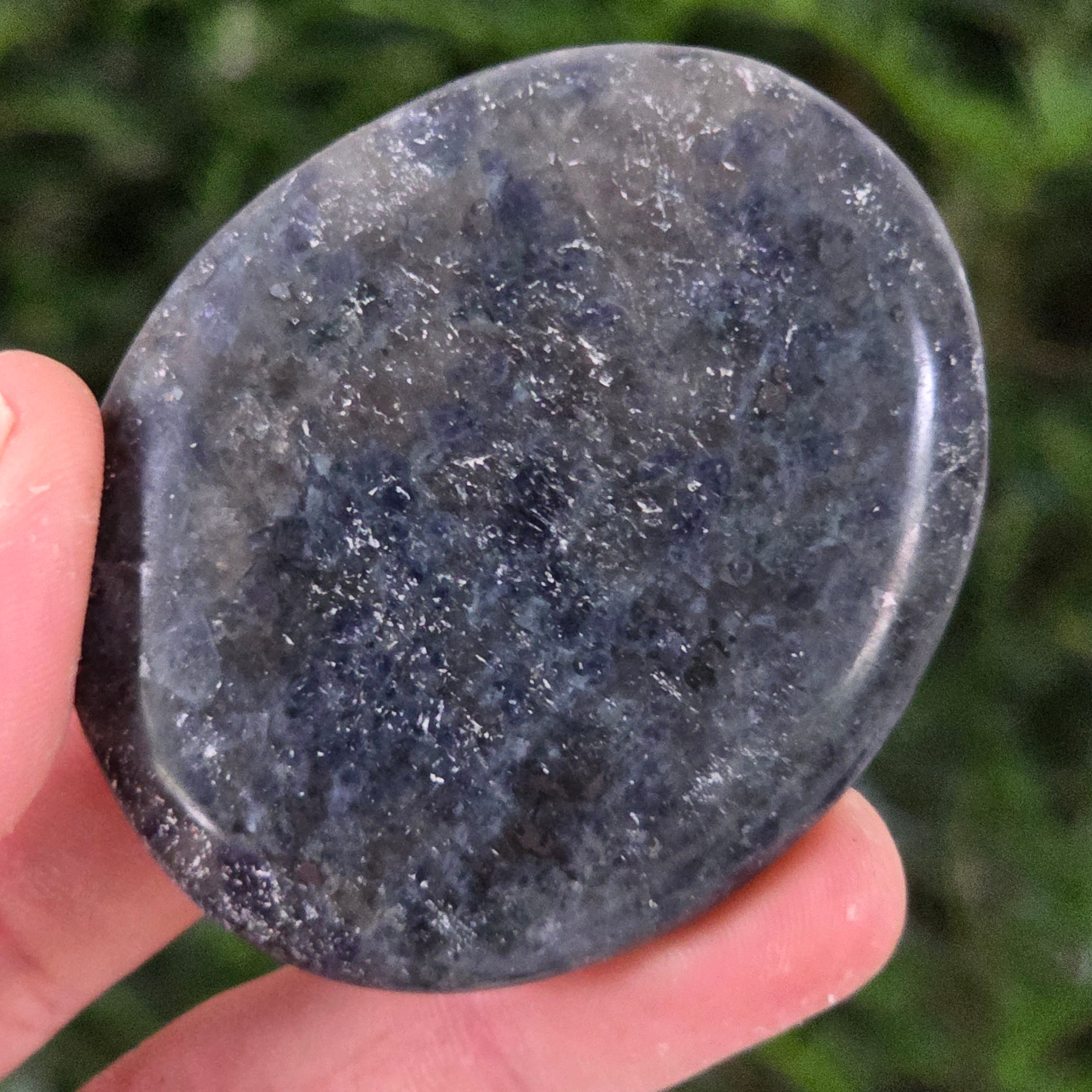 Palmstone Iolit (safir de apa) din Madagascar model 7