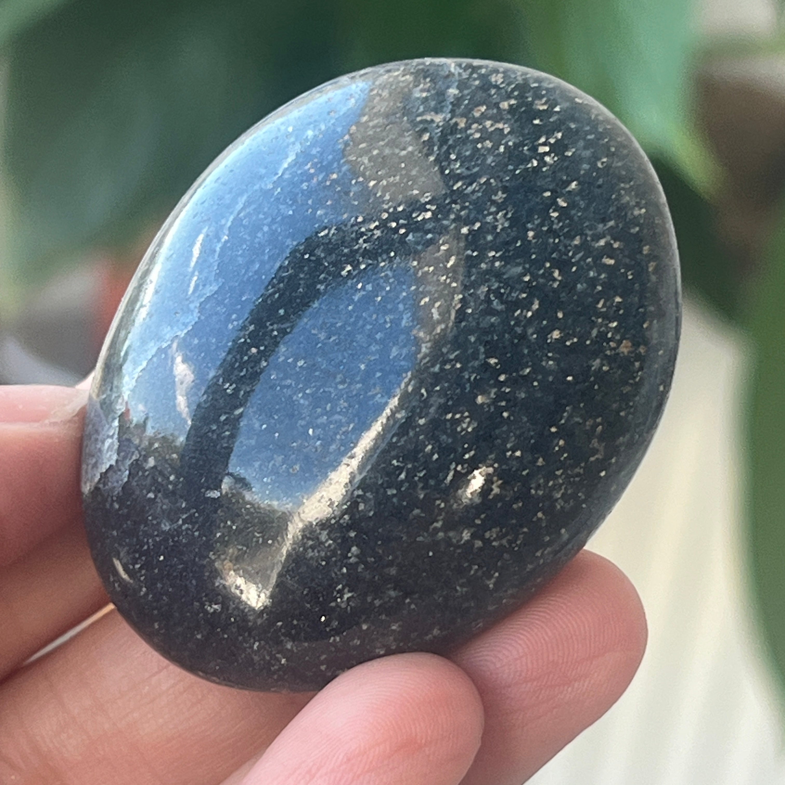 Palmstone lazulit din Madagascar model 14