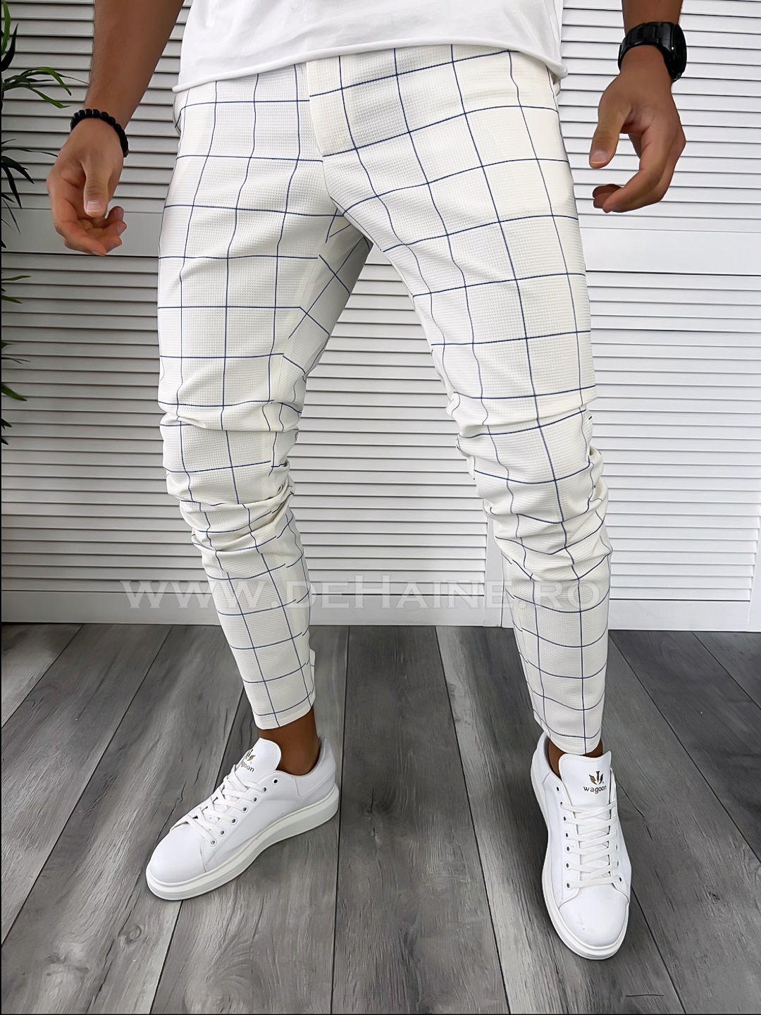 Pantaloni barbati casual albi in carouri B8005 P20-2.3