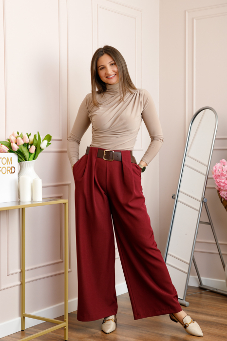 Pantaloni dama Judith grena cu croi larg si talie inalta cu curea