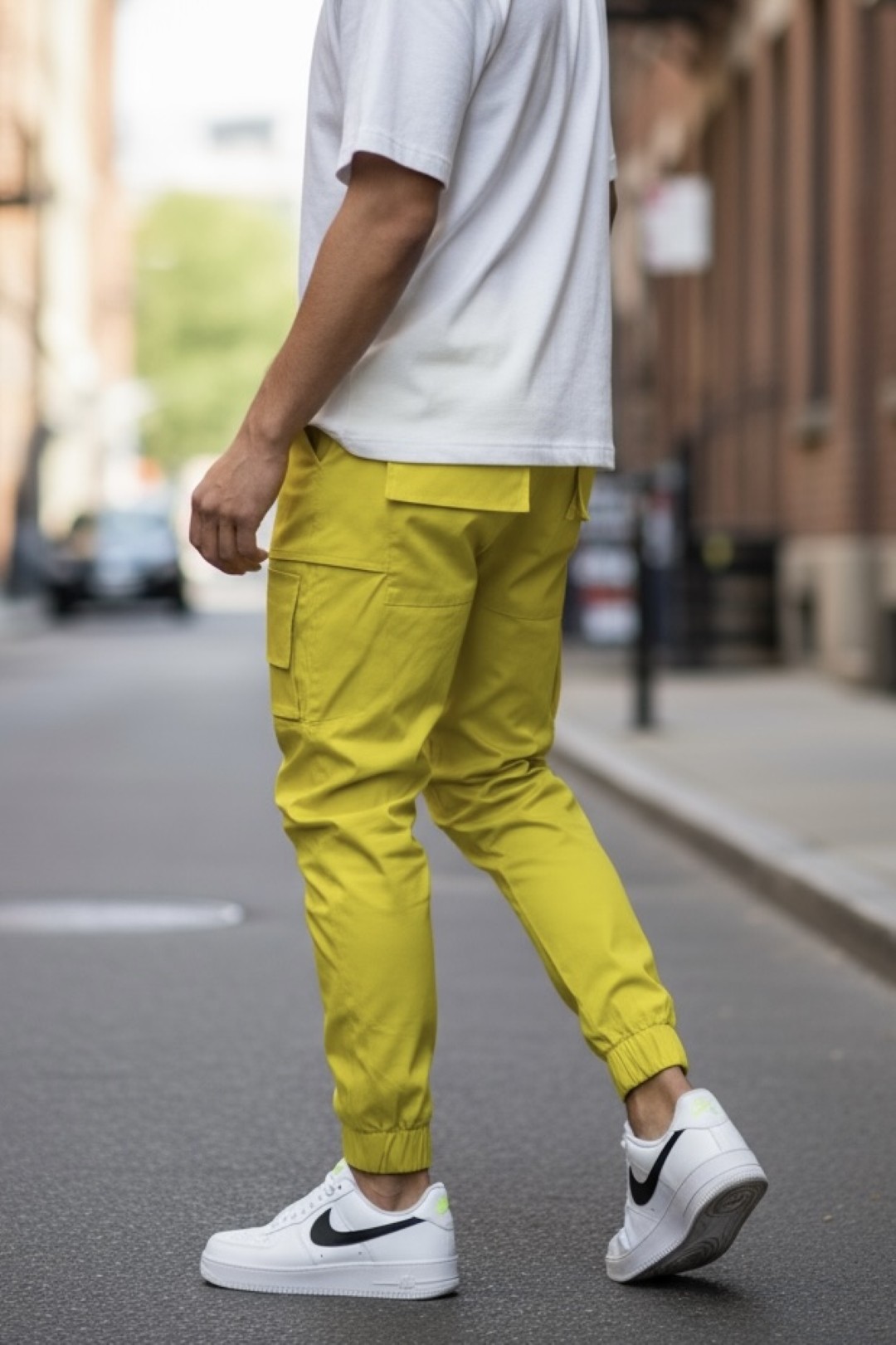 Pantaloni de trening cargo galbeni conici Y102 18-4.3