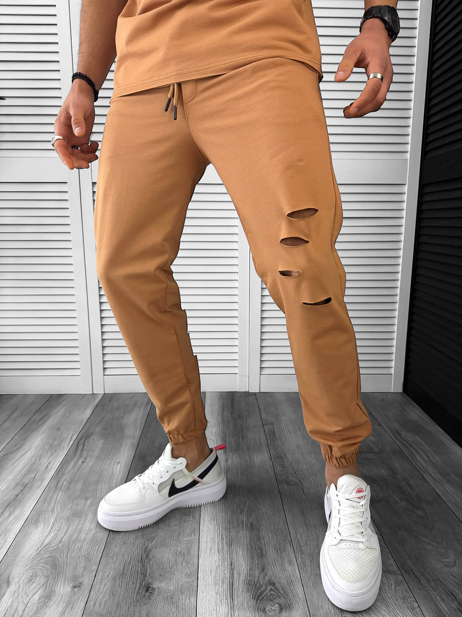 Pantaloni de trening maro 13032 O3-3.2