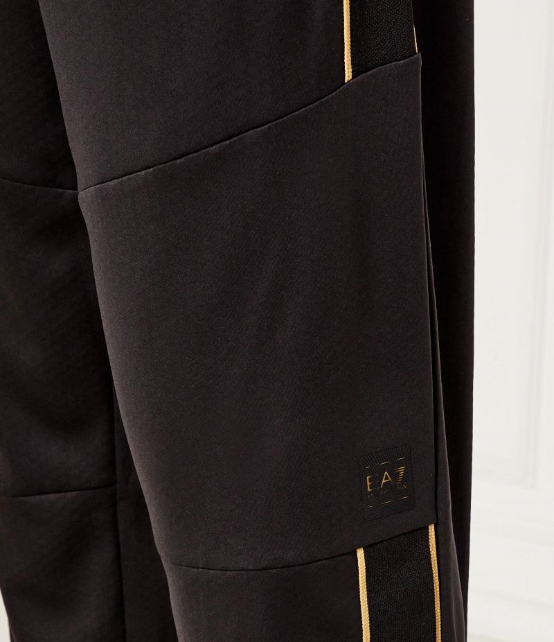 Pantaloni EA7 TRAIN SOCCER M PANTS CH PL - poza 3