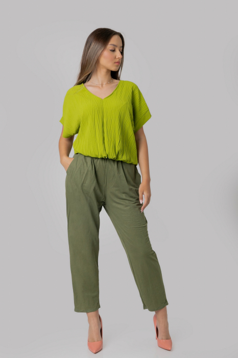 Pantaloni kaki casual cu buzunare