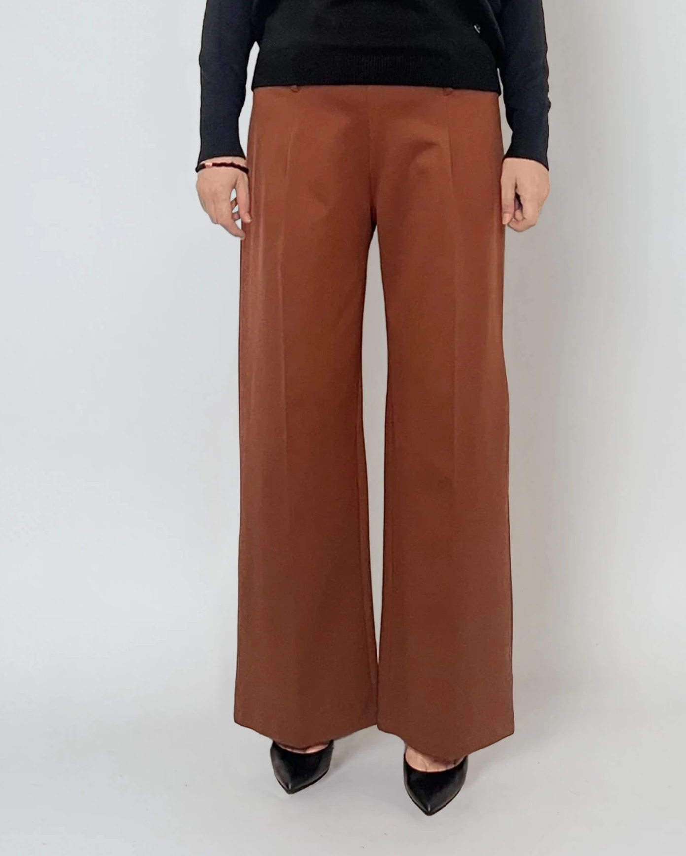 Pantaloni lungi cu pense și buzunare maro - XXL