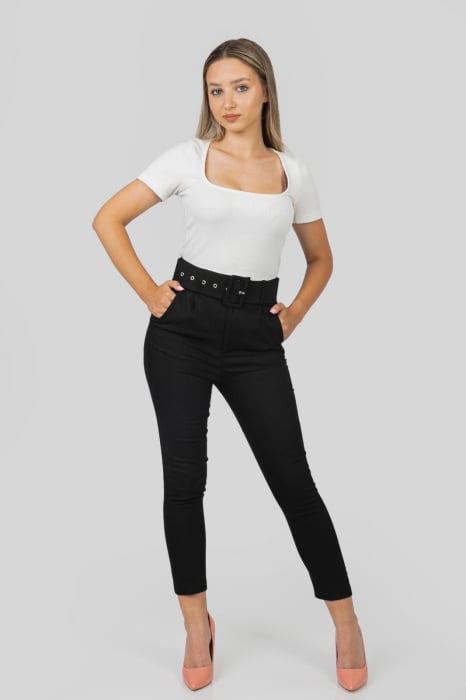Pantaloni negri cu talie inalta si centura lata