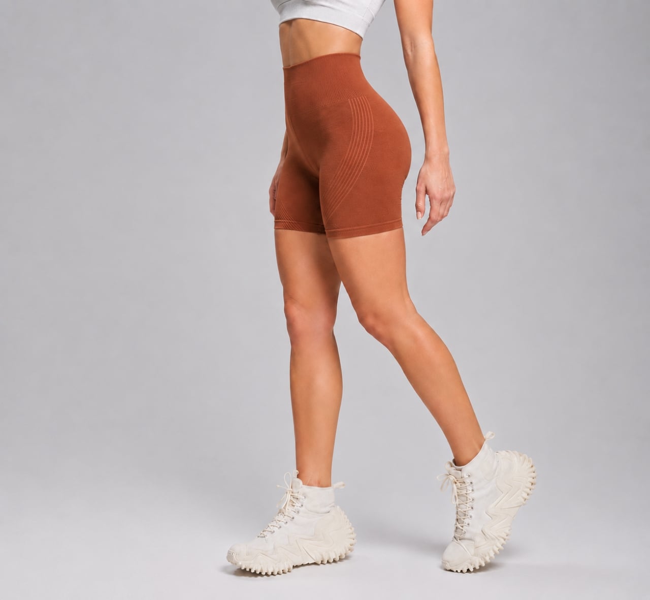 Pantaloni Scurți Sport Seamless Push-Up, LGS18, maro - poza 1