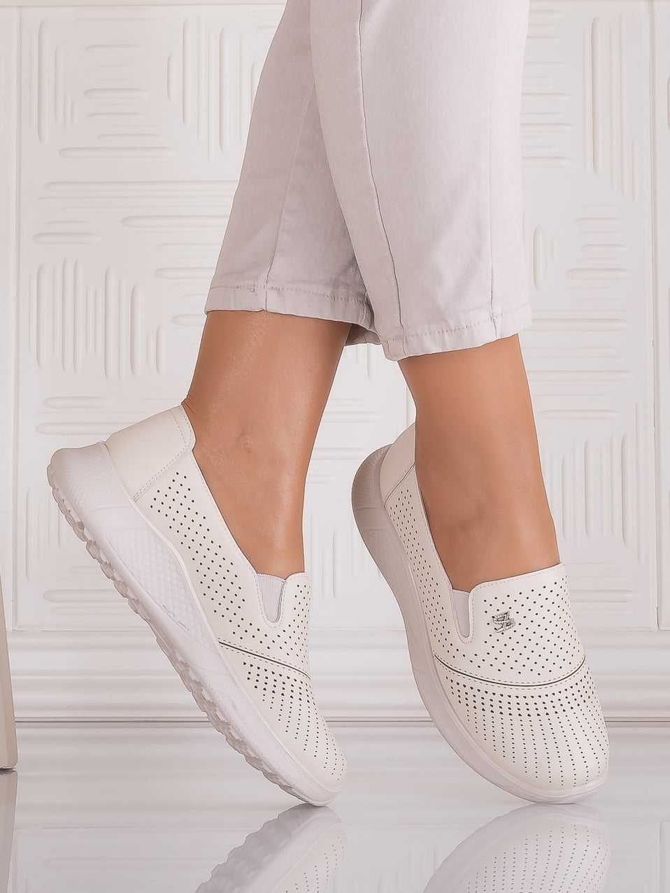 Pantofi casual Bej dama din Piele Ecologica Aurasta - poza 1