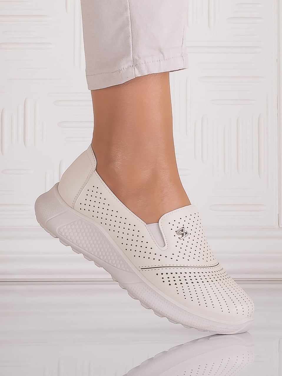 Pantofi casual Bej dama din Piele Ecologica Aurasta - poza 3