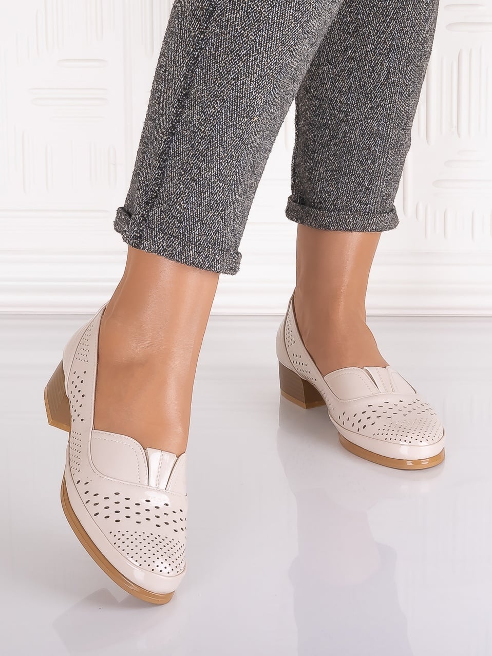 Pantofi casual Bej dama din Piele Ecologica Cosica - poza 1