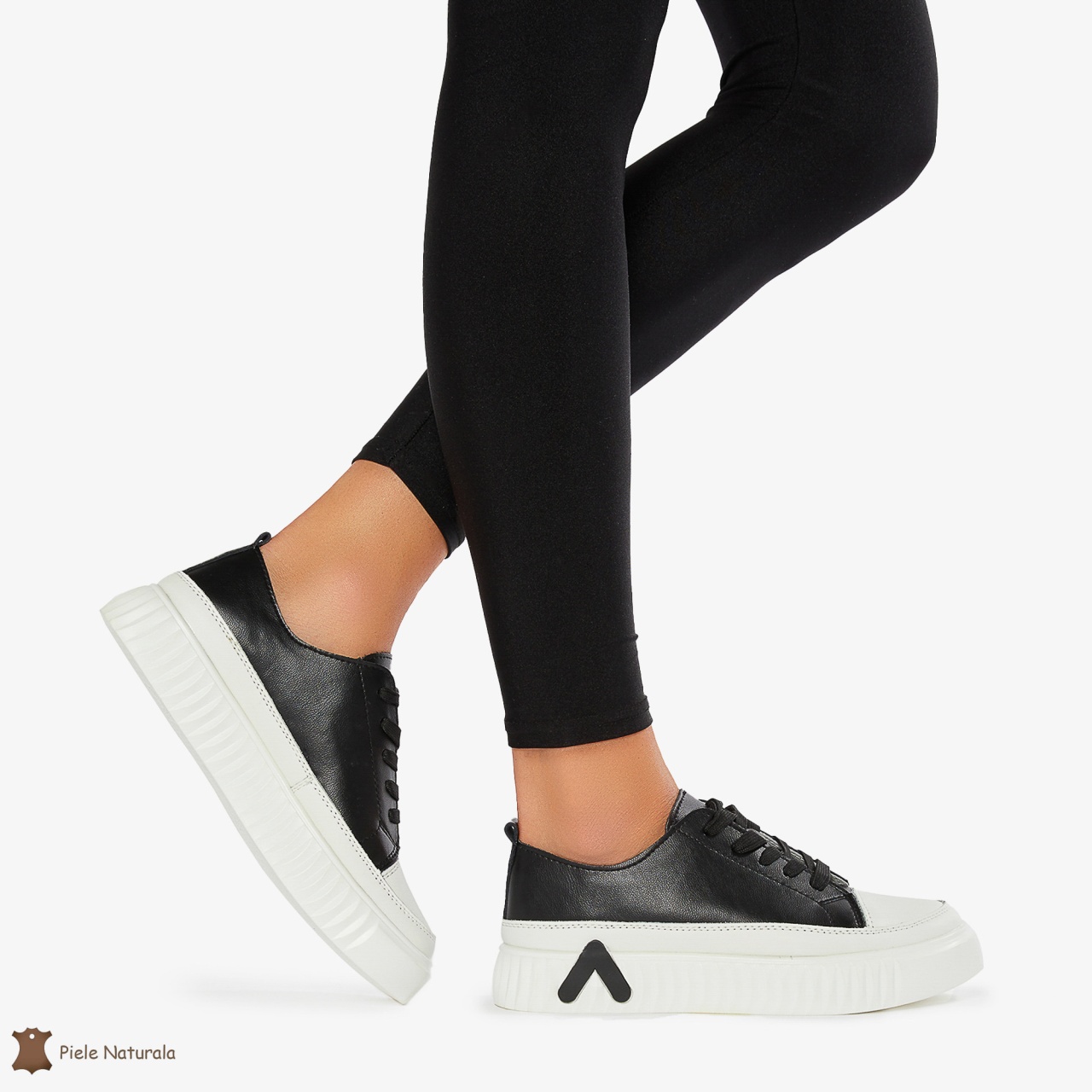 Pantofi Casual de dama din Piele naturala cu talpa groasa CRL0489 NEGRU CU ALB