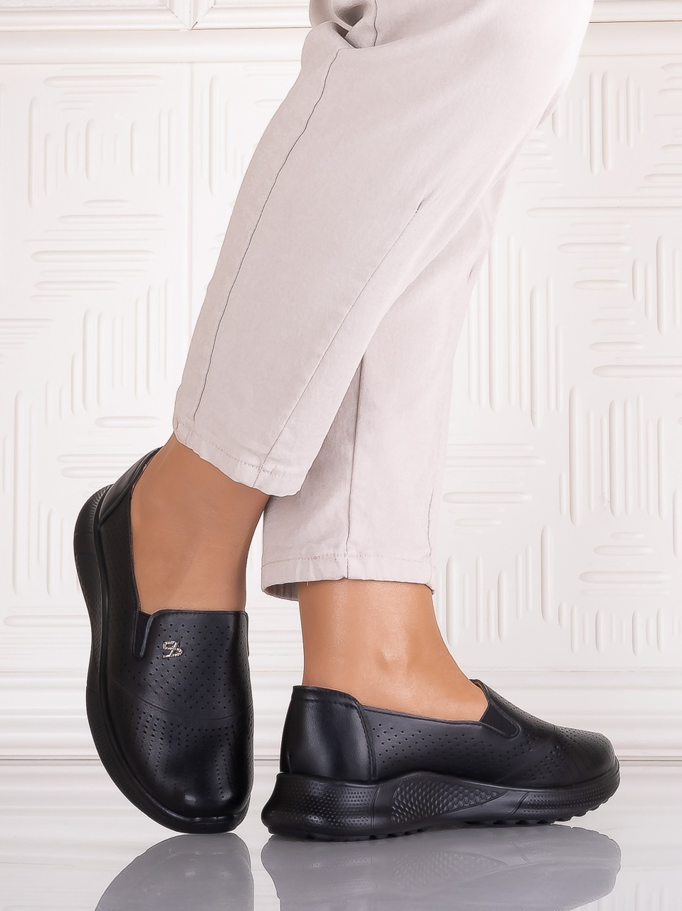 Pantofi casual Negrii dama din Piele Ecologica Aurasta - poza 5