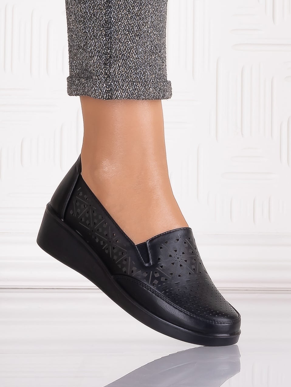 Pantofi casual Negrii dama din Piele Ecologica Aveline - poza 3