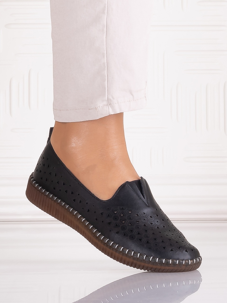 Pantofi casual Negrii dama din Piele Ecologica Belvina - poza 1