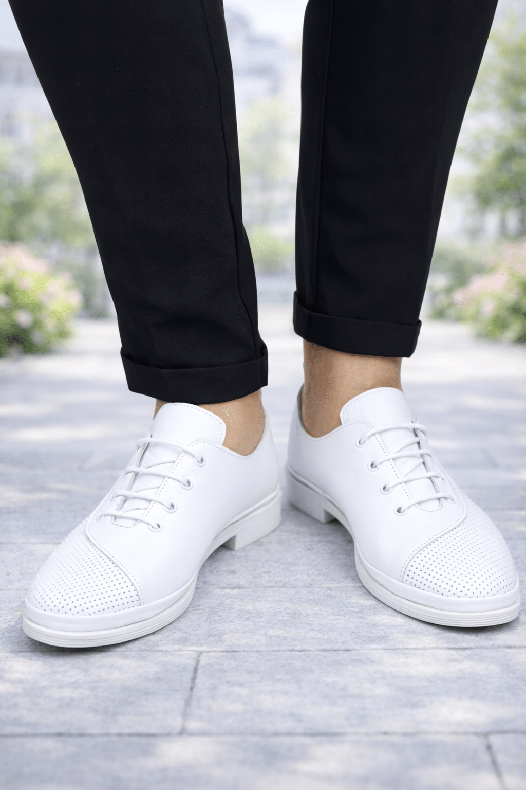 Pantofi Confort Perforati din Piele Albi - MIZ