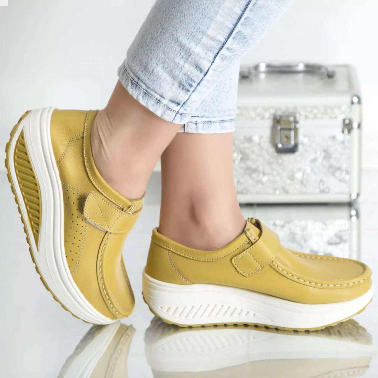 Pantofi cu platforma tiffany galben piele naturala - poza 2