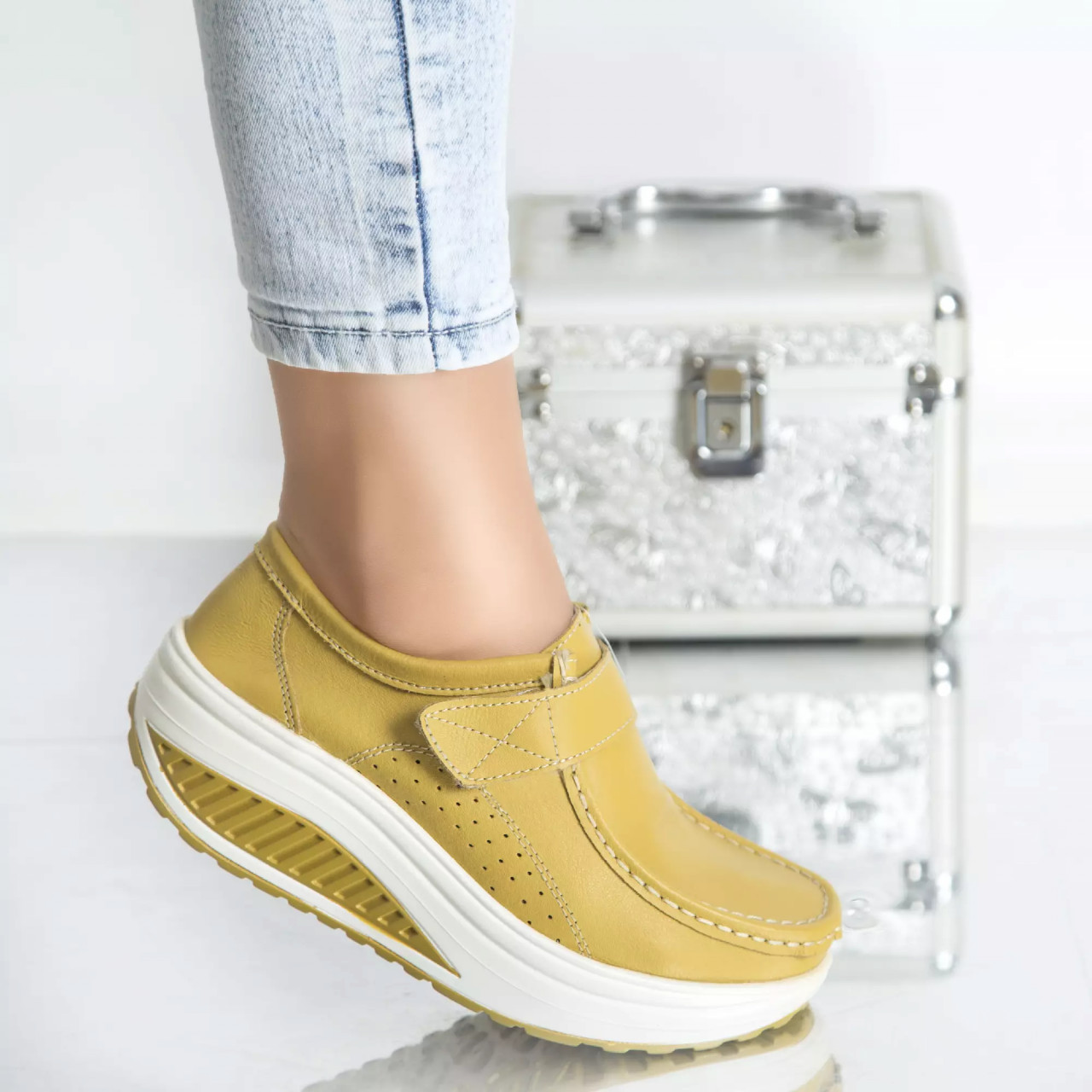 Pantofi cu platforma tiffany galben piele naturala - poza 4