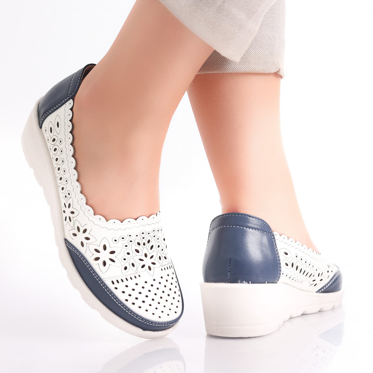 Pantofi dama Alb/Bleumarin din Piele Ecologica Desi - poza 2