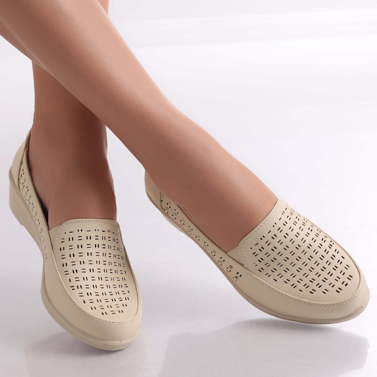 Pantofi dama Bej din Piele Ecologica Belica - poza 2